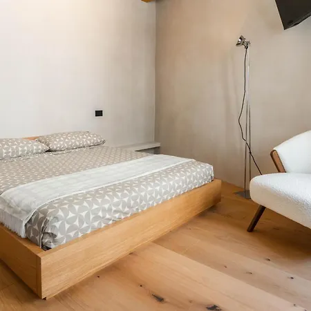 Lägenhet Il Nido Del Duomo Trento